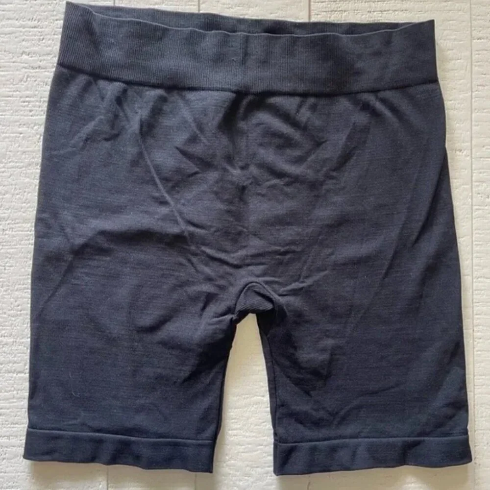 Free People Seamless Rib Bike Short Style | Black | XS/S